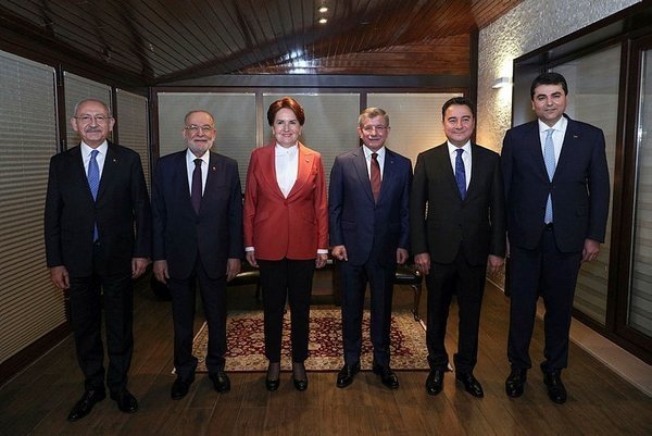Daha ne kadar susacaksınız?