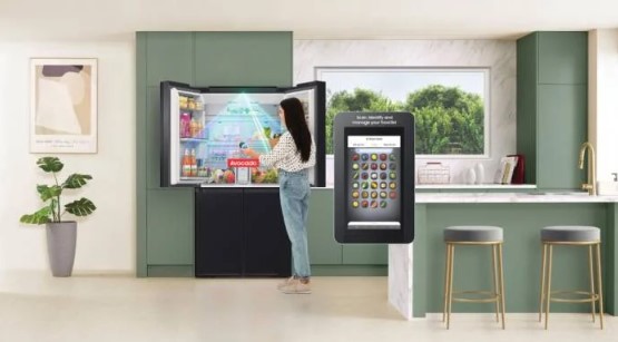 Daha neler göreceğiz neler! Buzdolabından telefon görüşmesi yapılabilecek