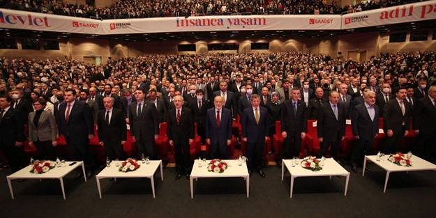 Daha neler olacak bakalım neler! Kaftancıoğlu bakın nerede ortaya çıktı