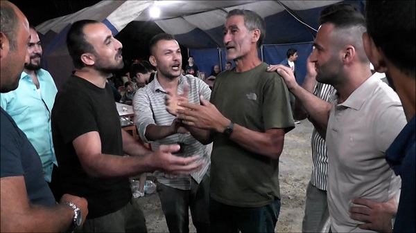 Daha önce böyle bir şey duydunuz mu? 'Hoş geldin' demedi diye başına gelmeyen kalmadı