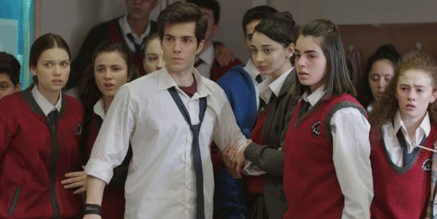 Daha önce ne görüldü, ne duyuldu! FOX'un Öğretmen dizisinde büyük skandal