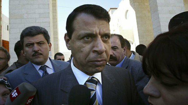 Dahlan, Filistin’de liderlik peşinde