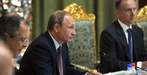 'DAİŞ Irak ve Suriye sınırlarından dışarıya çıktı'