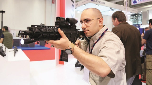 Dakikada 800 mermi atacak