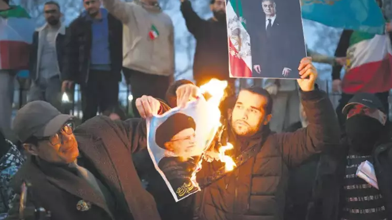 Damadı Yahudi çıktı: Truva atı Pehlevi!