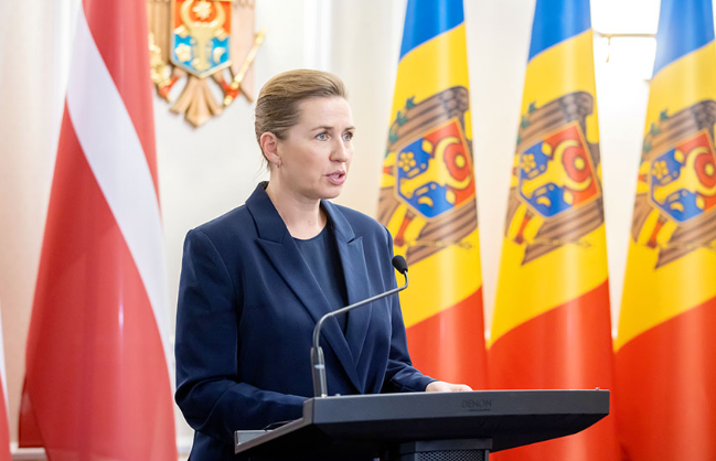 Danimarka’dan Trump’a egemenlik resti: Grönland satılık değil, kırmızı çizgimizdir!