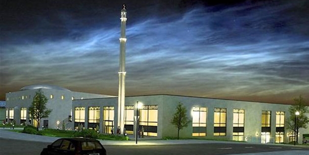 Danimarka'daki ilk minareli cami açılıyor