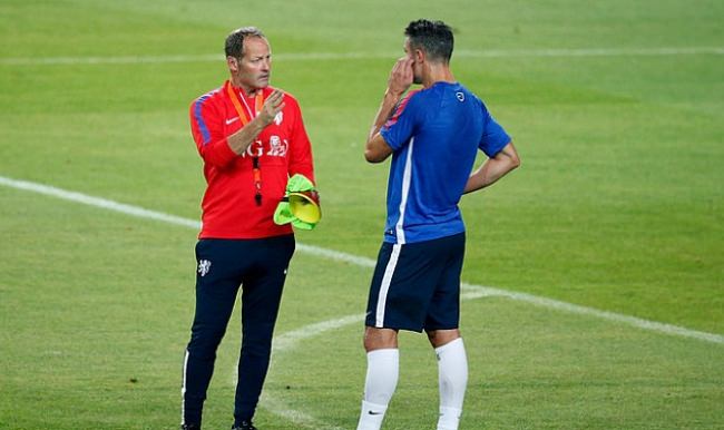 Danny Blind'den van Persie için şok sözler!