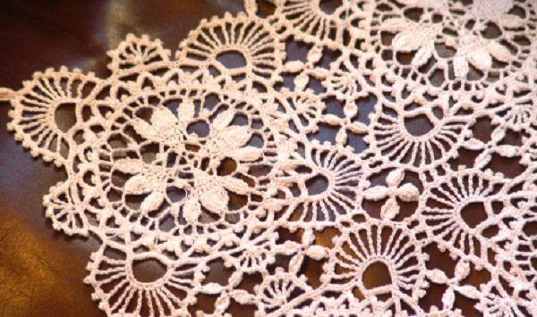 Dantellere zarar vermeden temizlemek mümkün mü?