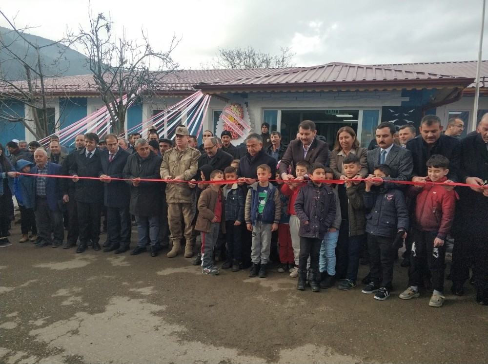 DAP’ın desteğiyle yapılan, Akıncılar Halk Kütüphanesi hizmete açıldı 