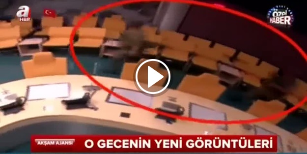 Darbe gecesi AKOM'da bunlar yaşandı