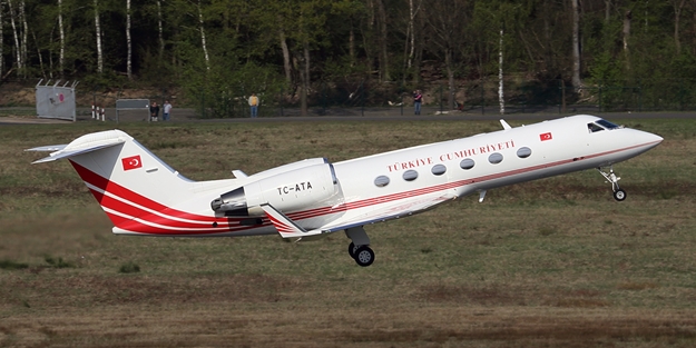 Darbe gecesi şok ayrıntı! Erdoğan'ın pilotu kovuldu!