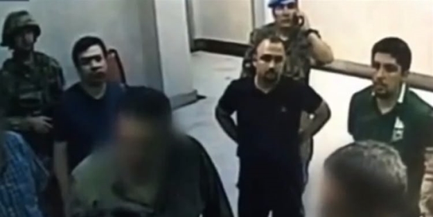 Darbe gecesi TRT'yi basan sivil bakın kim çıktı!