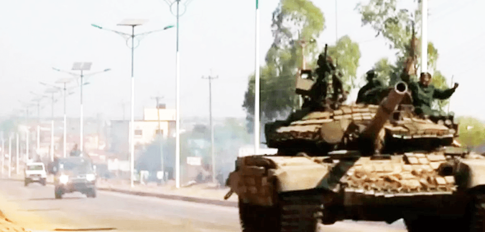 Darbe girişimi engellendi ve darbeciler gözaltına alındı!