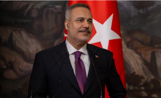 Darbe girişimi öncesi ona da kumpas kurdular! Bakan Fidan’dan hain FETÖ’ye net mesaj