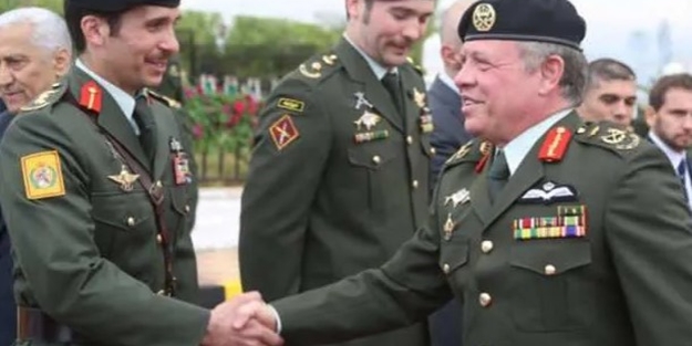 Darbe iddiaları sonrası flaş gelişme: Bunlara uymayacağım