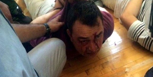 Darbeci albay 'yok artık' dedirtti! Kendi sesini duyunca 'Montaj' dedi