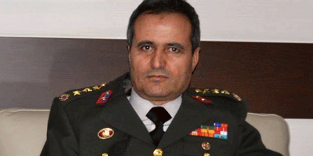 Darbeci Albaya peçete tutan Astsubay'a hapis istemi