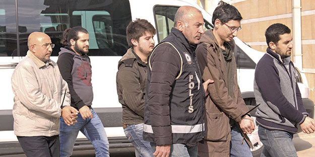 Darbeci askerler yargılanıyor