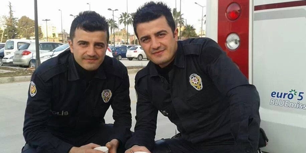 Darbeci askerlerle çatışan ikiz polisler şehit düştü