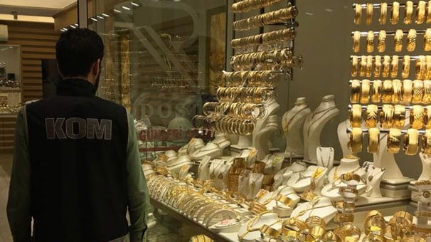Darbeci FETÖ'nün finansmanlarına darbe