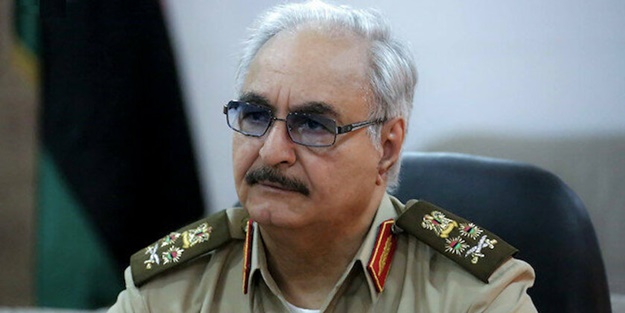Darbeci Hafter'in kirli geçmişi ortaya çıktı