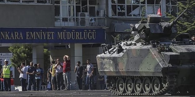 Darbeci hainlerin korkunç yazışmaları ortaya çıktı! 