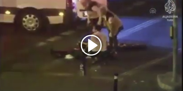 Darbeci köpekler sağlık ekiplerine de ateş açmışlar!