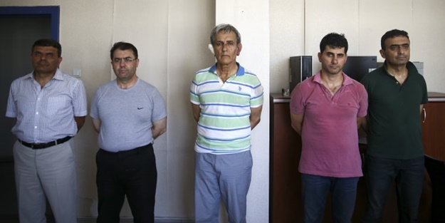 Darbeci rütbelilerden ilk fotoğraflar