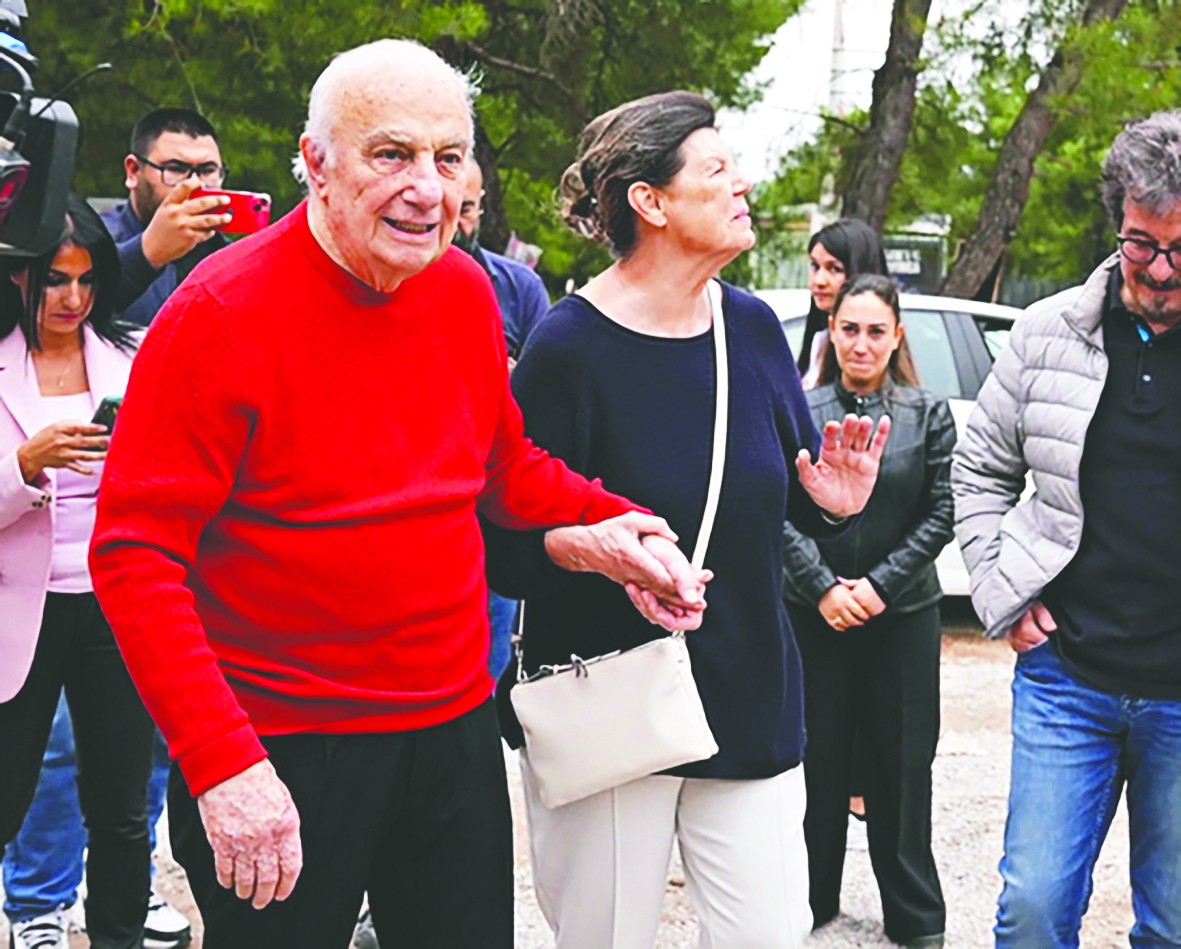 Darbeciler bayram yaptı, mazlumlar hapiste