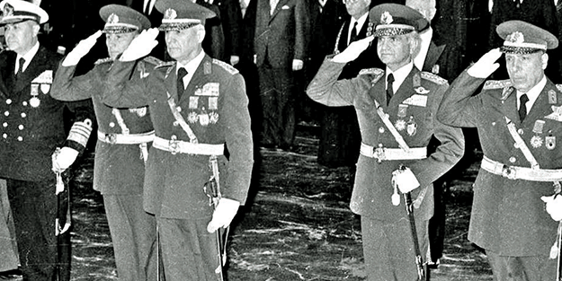 Darbecilerin değil milletin anayasası
