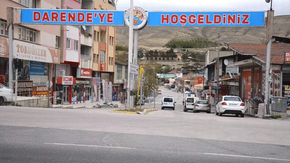 Darende’de sokaklar boş kaldı 