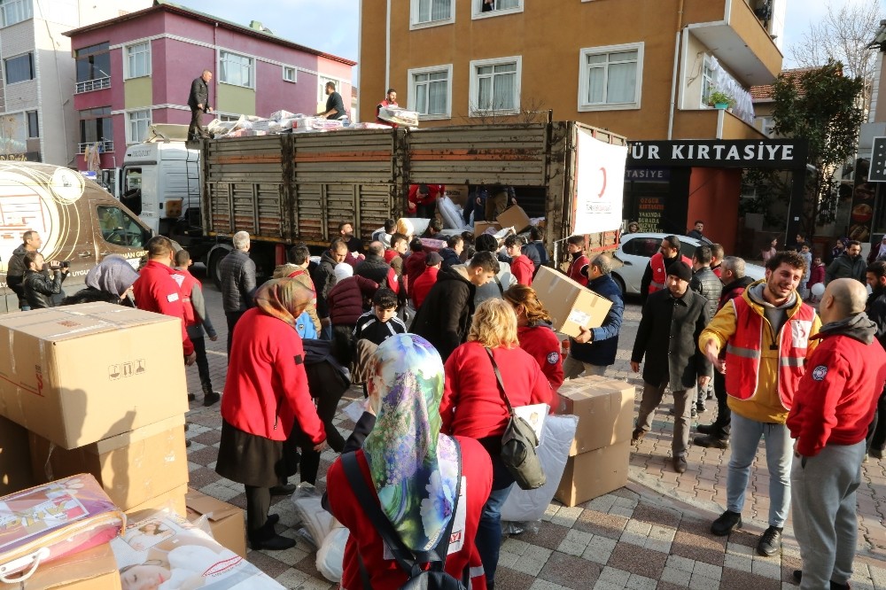 Darıca’da toplanan yardımlar dualarla Elazığ’a gönderildi 