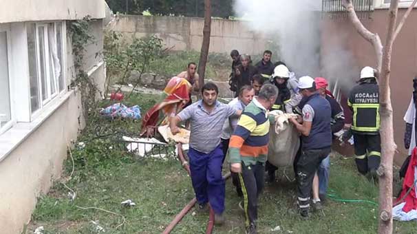 Darıca'da yangın: 16 kişi hastaneye kaldırıldı