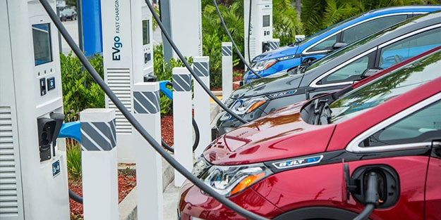 Darısı başımıza! Bu yıl dünyada satılan her 5 araçtan biri elektrikli olacak