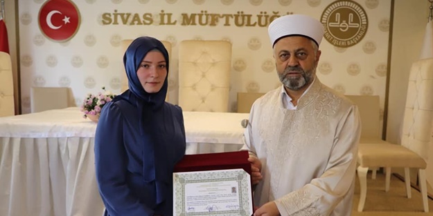 Darısı diğerlerinin başına! Fransız genç, İslam'la şereflendi