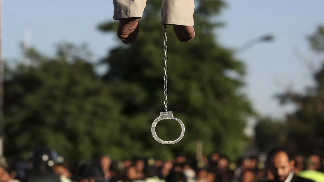 Darısı Türkiye'nin başına! Tecavüzcüyü vinçte sallandırdılar