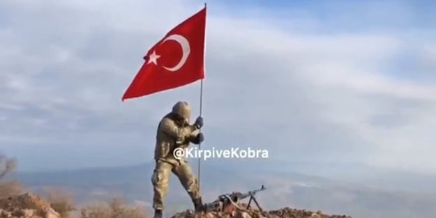 Darmık Dağı YPG'li teröristlerden temizlendi, Türk bayrağı dikildi