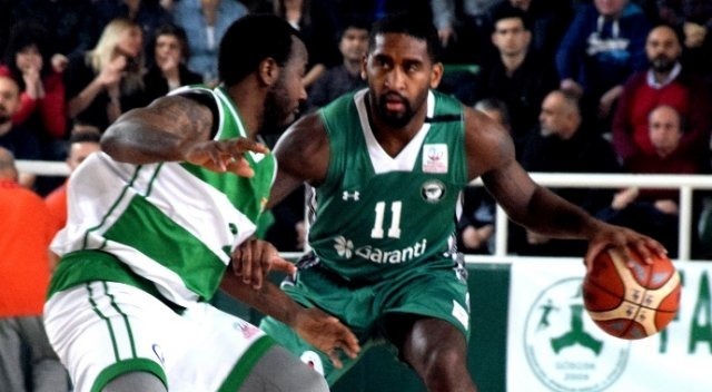 Darüşşafaka Doğuş farklı yendi