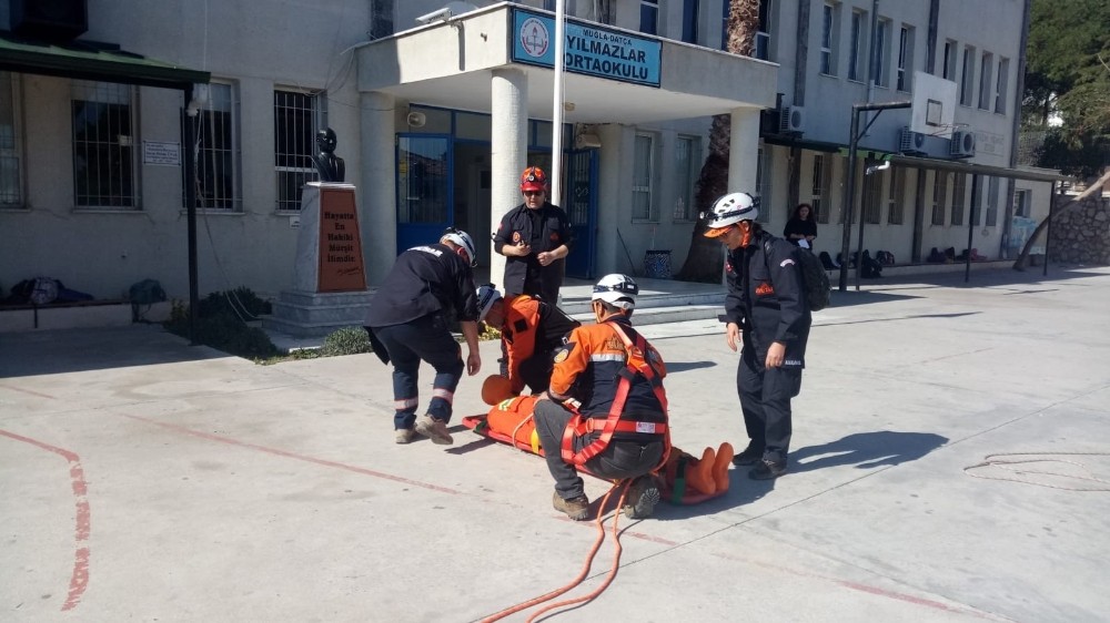 Datça MAG/AME’den okullarda afet bilinci eğitimi 