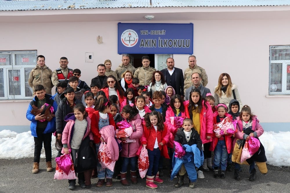 Datça’dan Van’a gönül köprüsü 