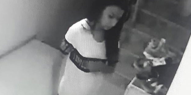 Davetli gibi girdiği düğün evini soydu!