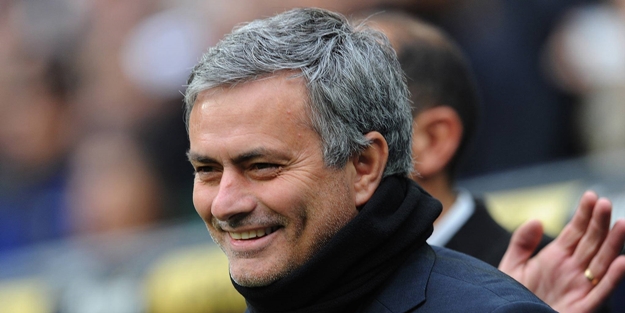  David Luiz sayesinde Mourinho'nun yüzü gülüyor