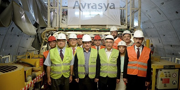 Davutoğlu: Avrasya Tüneli tarihe altın bir imzadır