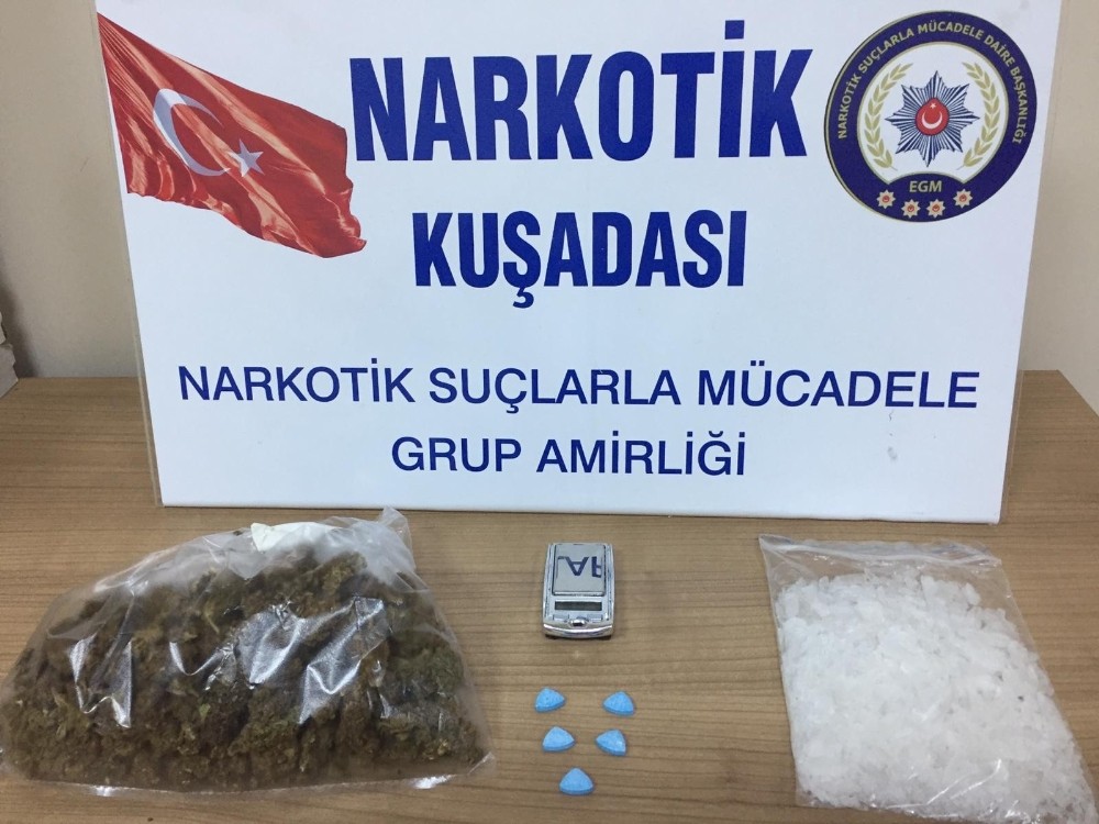 Davutlar’da uyuşturucu operasyonu; 2 gözaltı 