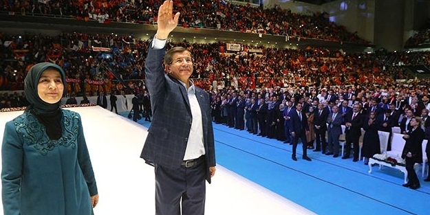 Davutoğlu'ndan kadınlara müjde!
