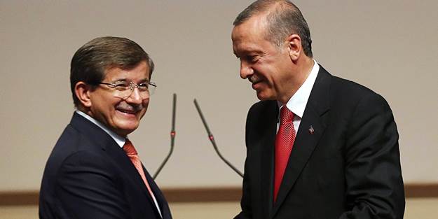 Davutoğlu: Aramızda milim fark yok!