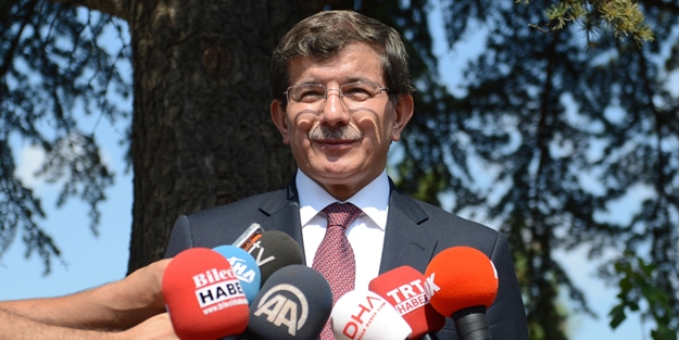 Davutoğlu: Bilecik'in ismi yeniden 'Ertuğrul' olsun