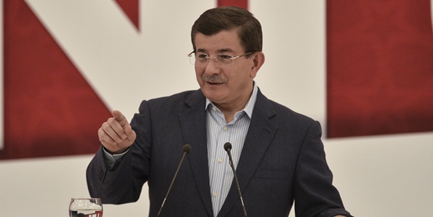 Davutoğlu: Biz bu başı kolay teslim etmeyiz