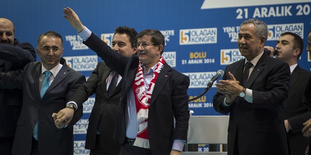 Davutoğlu: CHP daha belediye idare edemiyor